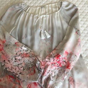 Ellie Tahari Floral Silk blouse